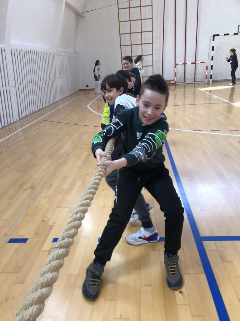 IMG-e57639dd2aec294bb6999f308c6a8f43-V.jpg IMG-e57639dd2aec294bb6999f308c6a8f43-V.jpg