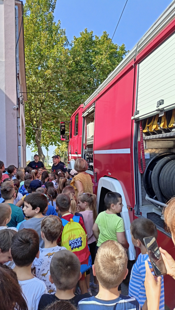 IMG20230913131219.jpg IMG20230913131219.jpg